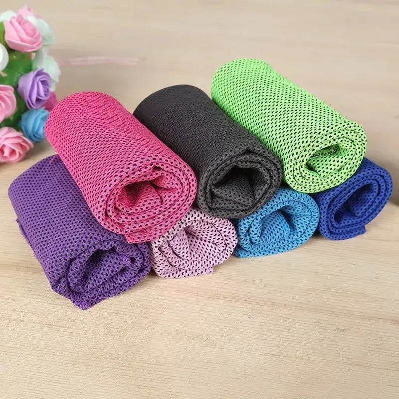 Microfiber Instant Cooling Ice Face Towel – Quick-Dry & Reusable - Fit2Great